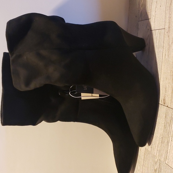 Women's Black Suede Memory Foam Boots Size 8 - NWT - Picture 3 of 13